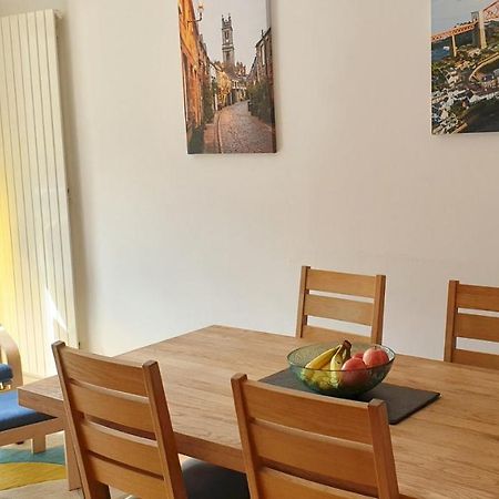 Altido Alluring 3Br Apt Near The Centre With Parking Edinburgh Dış mekan fotoğraf