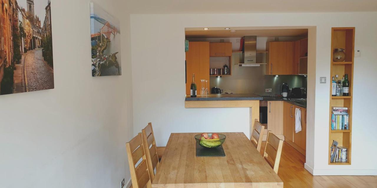 Altido Alluring 3Br Apt Near The Centre With Parking Edinburgh Dış mekan fotoğraf